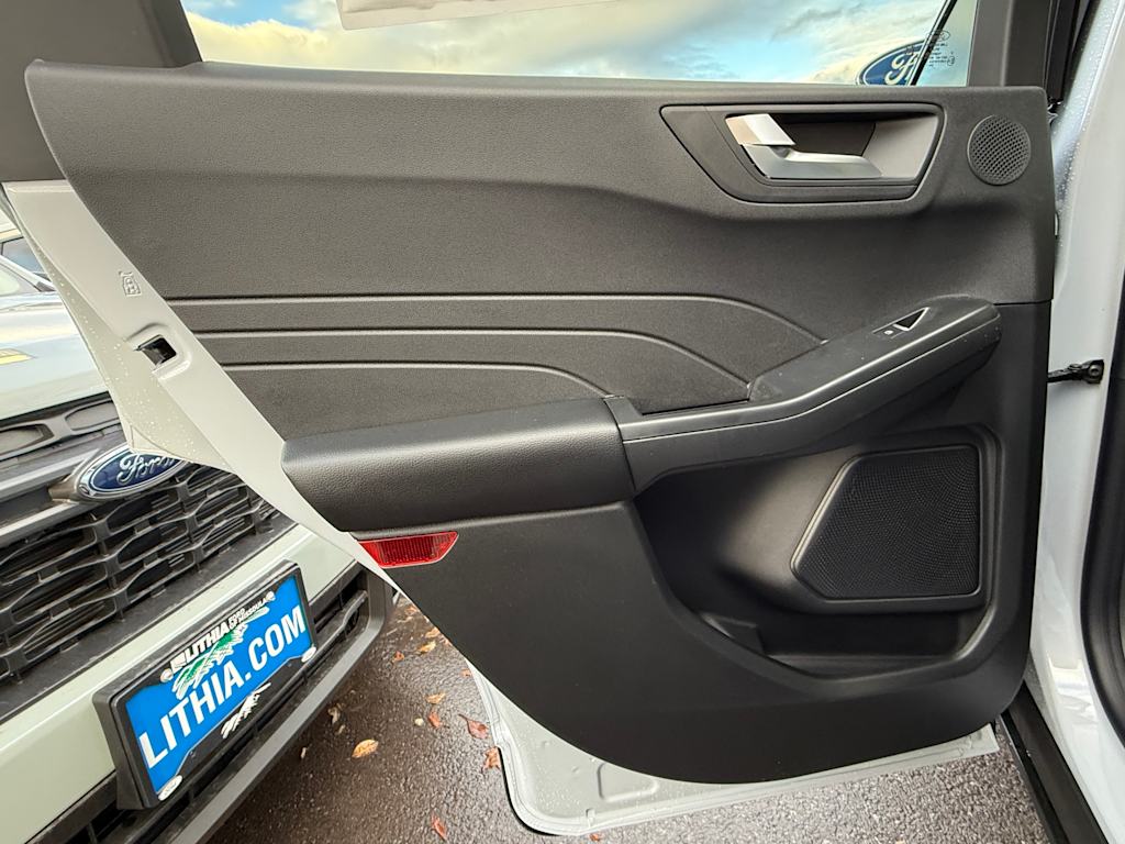 2025 Ford Escape Platinum 24