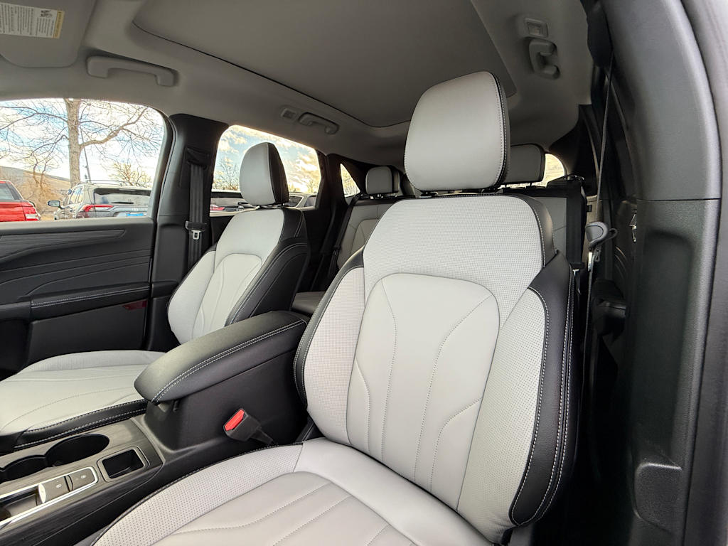 2025 Ford Escape Platinum 7