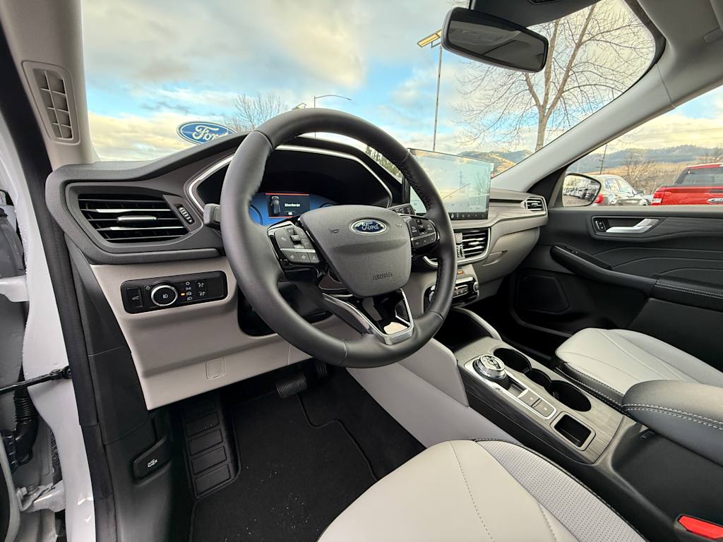2025 Ford Escape Platinum 2