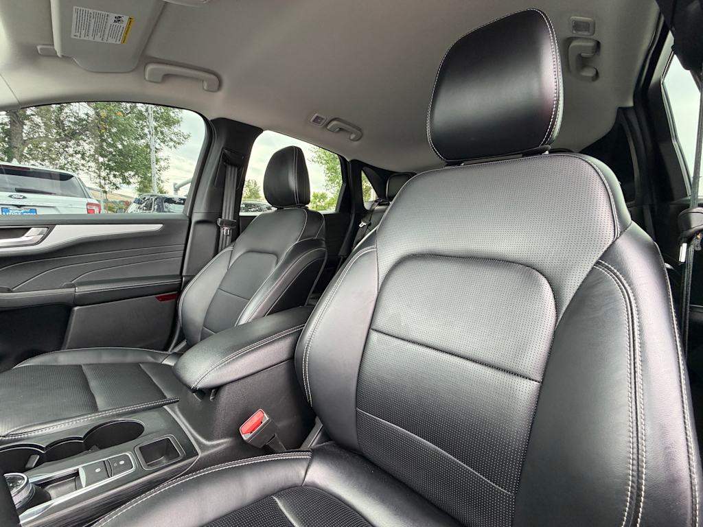 Thumbnail: 2025 Ford Escape - 6