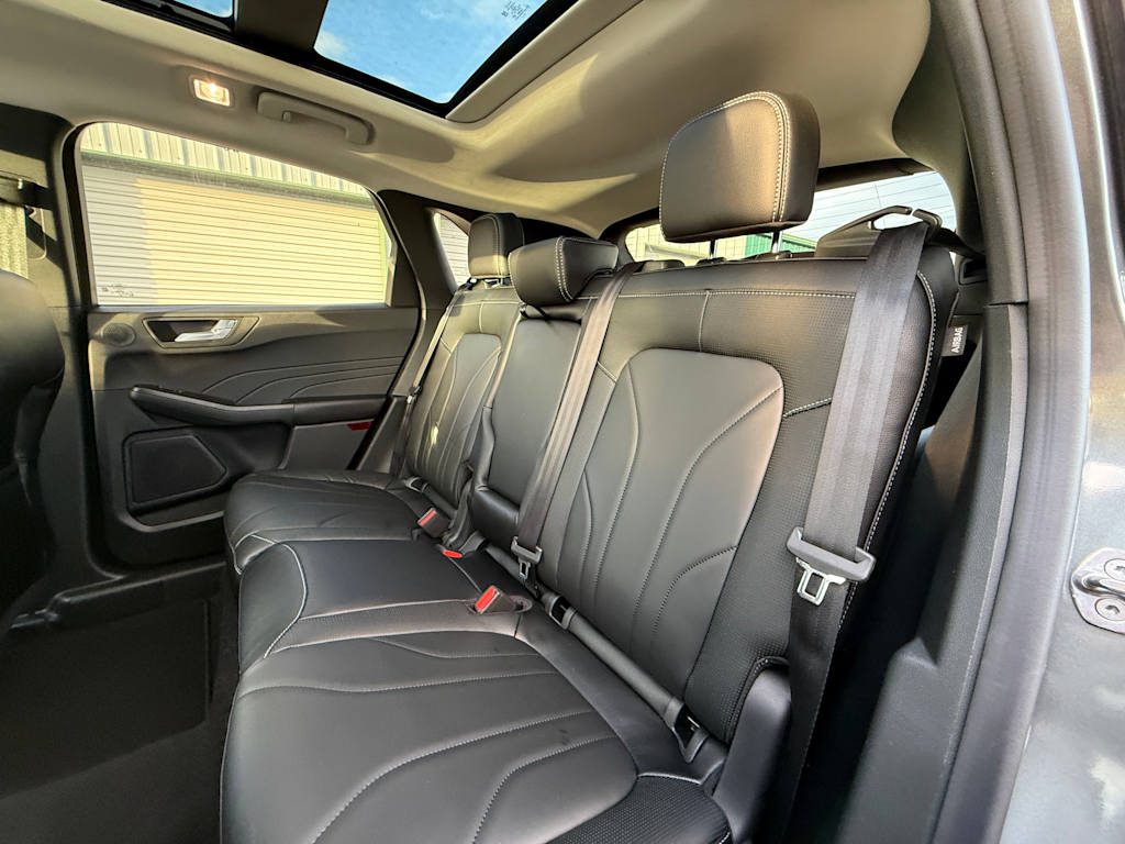 2025 Ford Escape Platinum 24