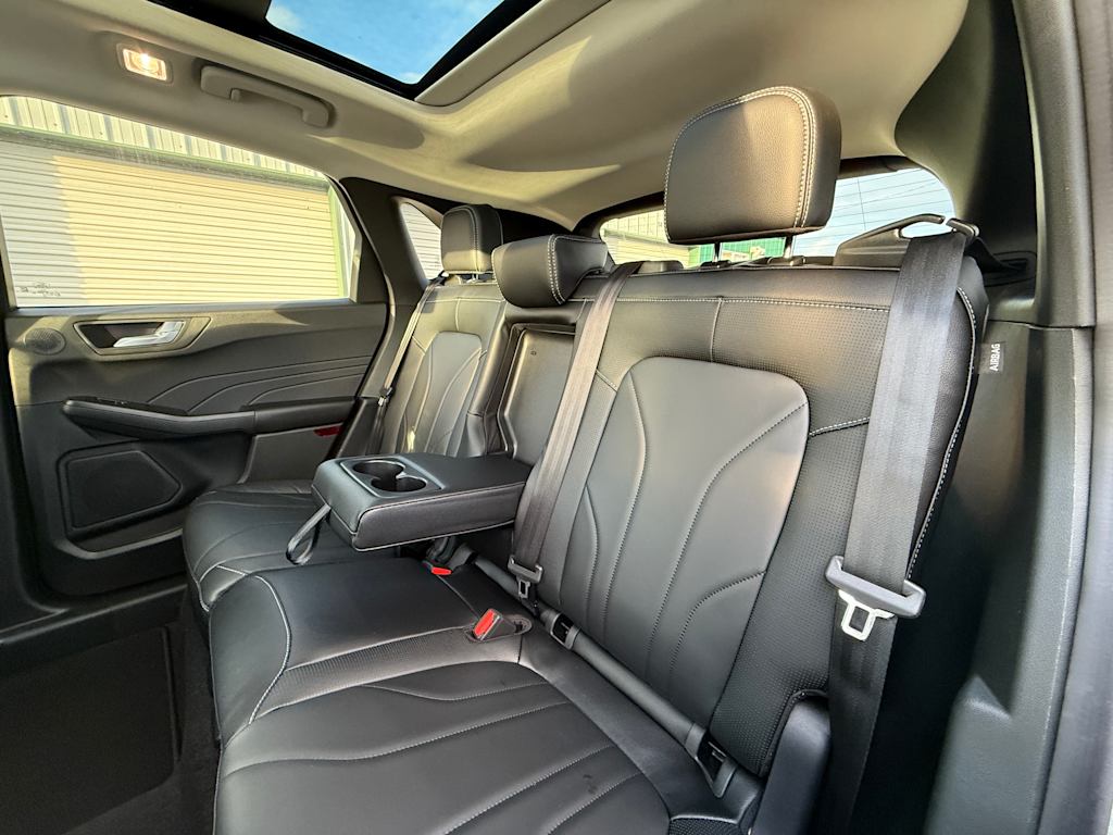 2025 Ford Escape Platinum 25