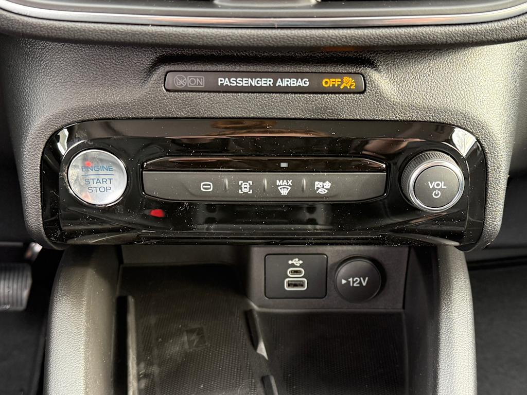 2025 Ford Escape Platinum 21