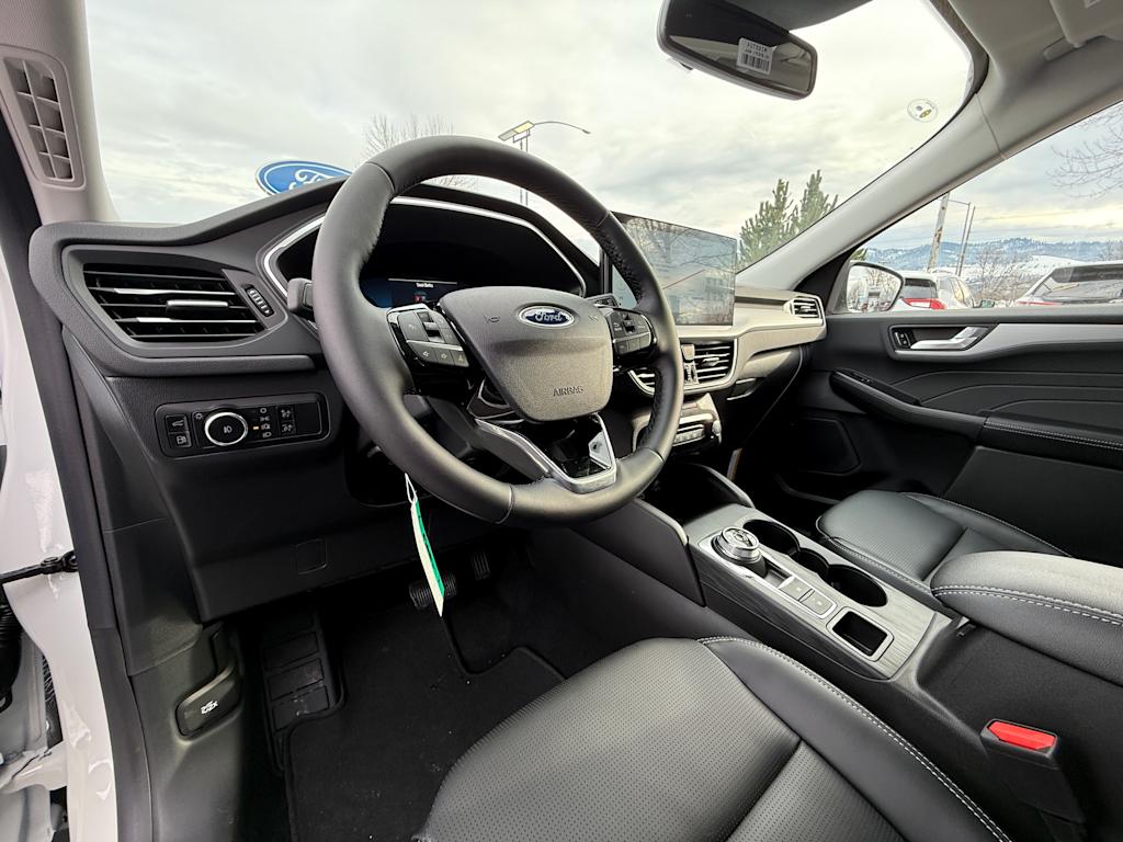 2025 Ford Escape Platinum 2