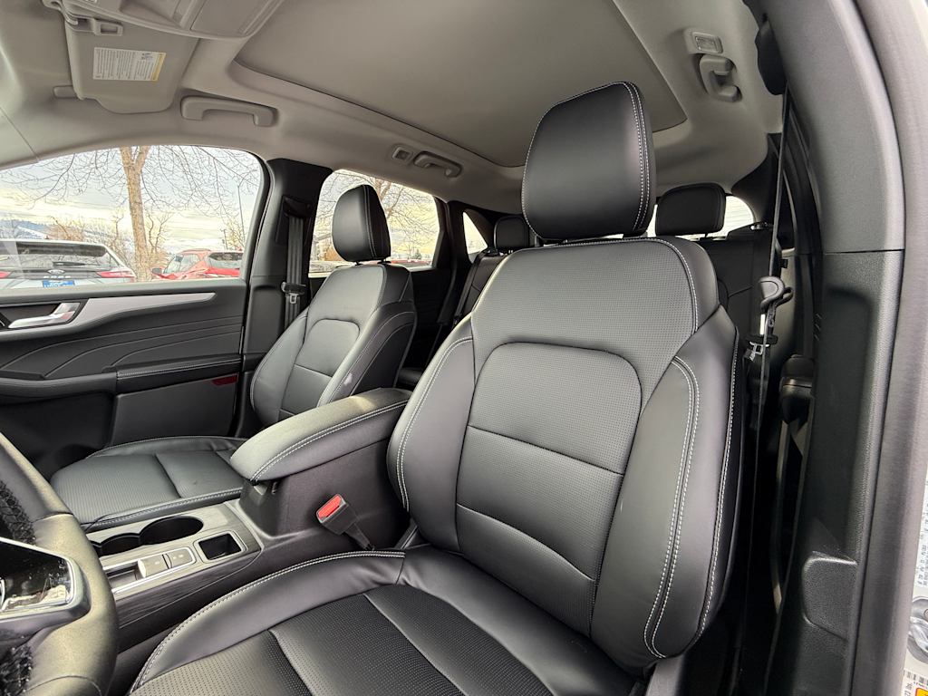 2025 Ford Escape Platinum 7