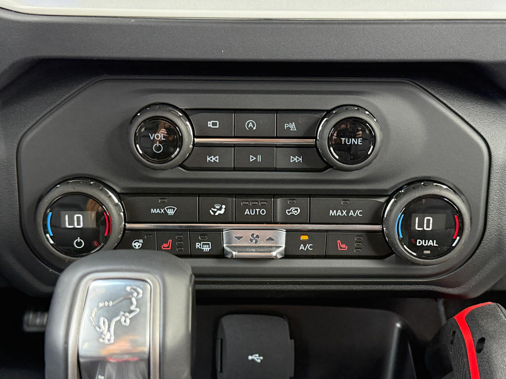 Thumbnail: 2025 Ford Bronco - 21