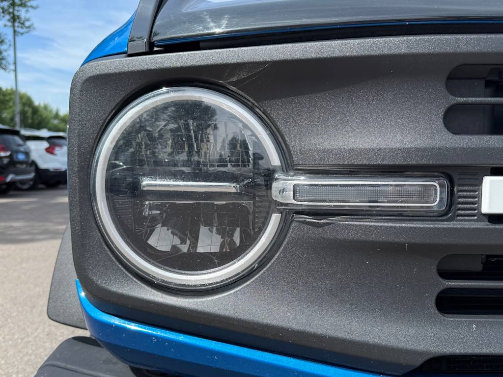 Thumbnail: 2022 Ford Bronco - 6