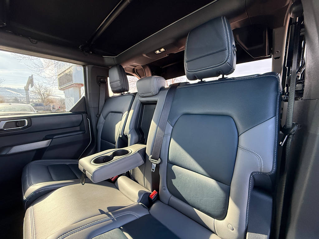 2023 Ford Bronco Outer Banks 28