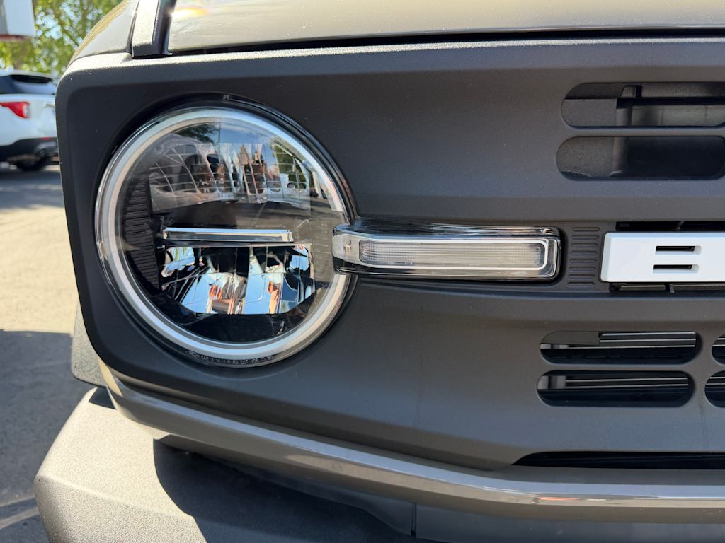 Thumbnail: 2026 Ford Bronco - 4