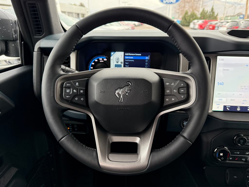 2024 Ford Bronco Outer Banks 8