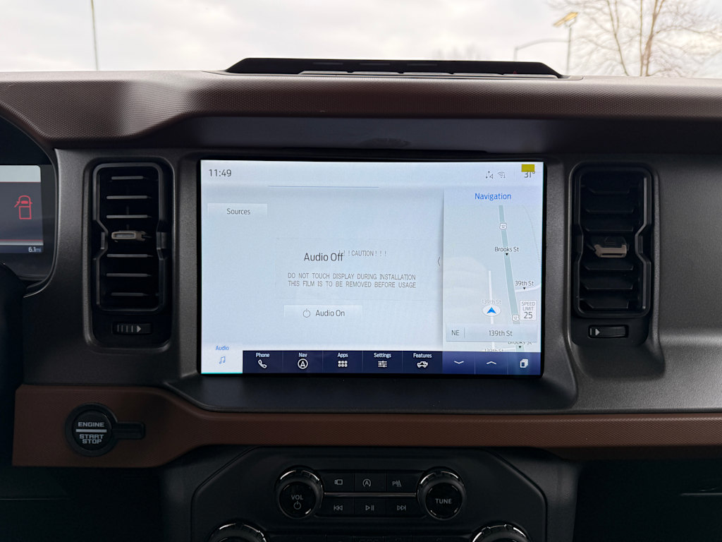 2024 Ford Bronco Outer Banks 24
