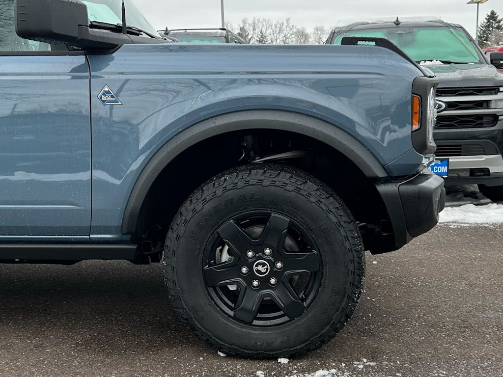2024 Ford Bronco Black Diamond 8