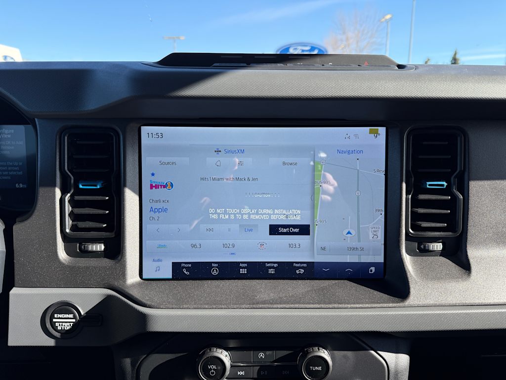 2024 Ford Bronco Black Diamond 14