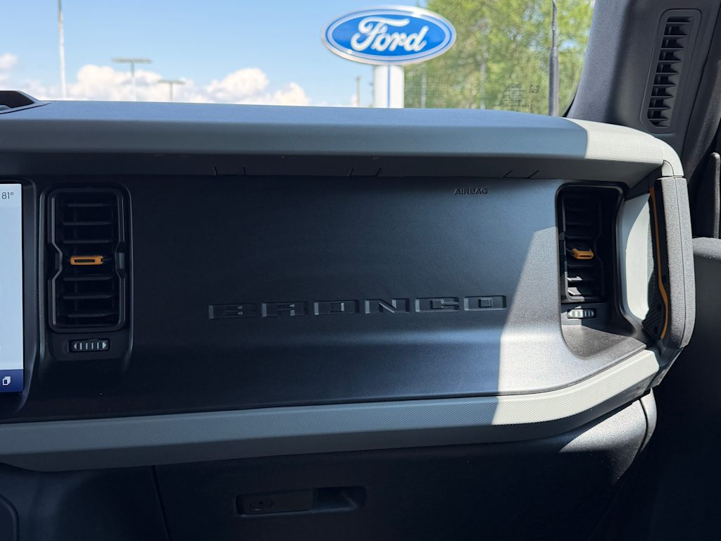 Thumbnail: 2022 Ford Bronco - 26