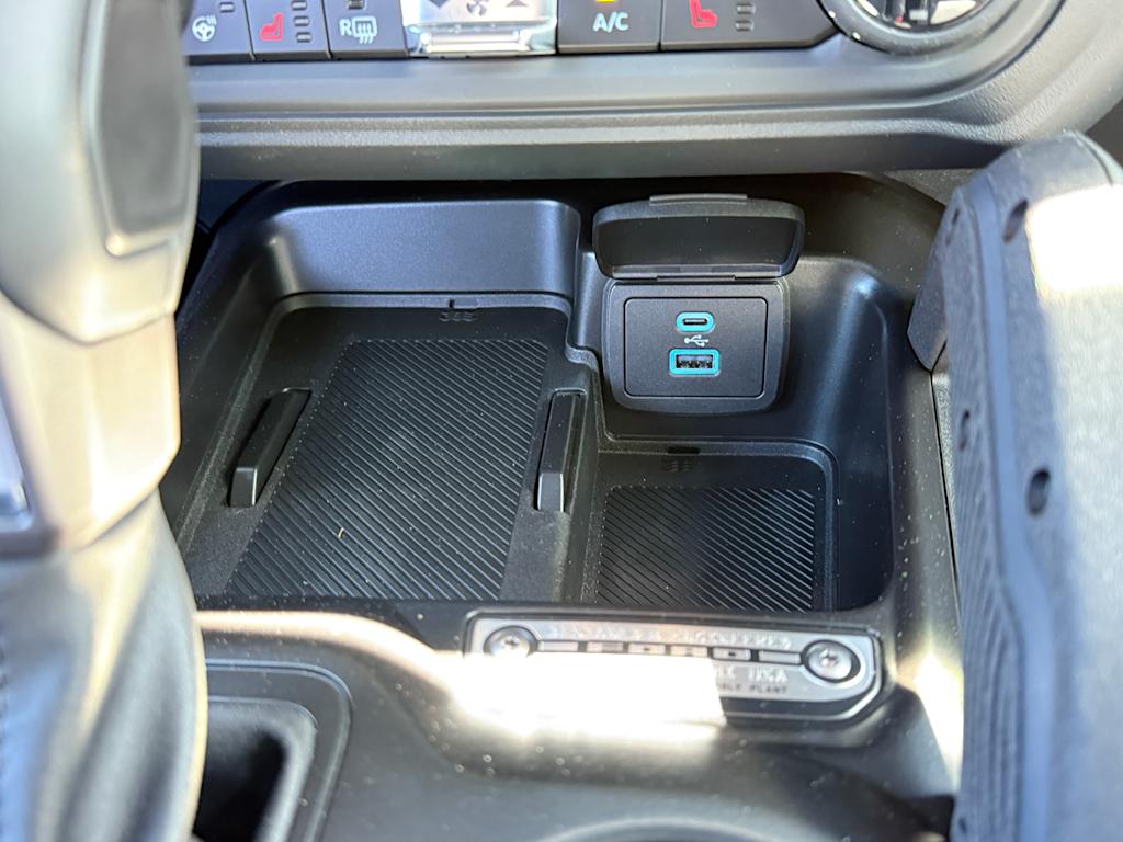 Thumbnail: 2025 Ford Bronco - 25