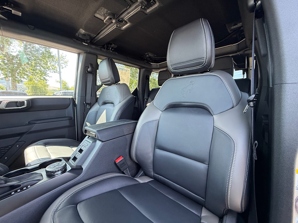 Thumbnail: 2025 Ford Bronco - 9