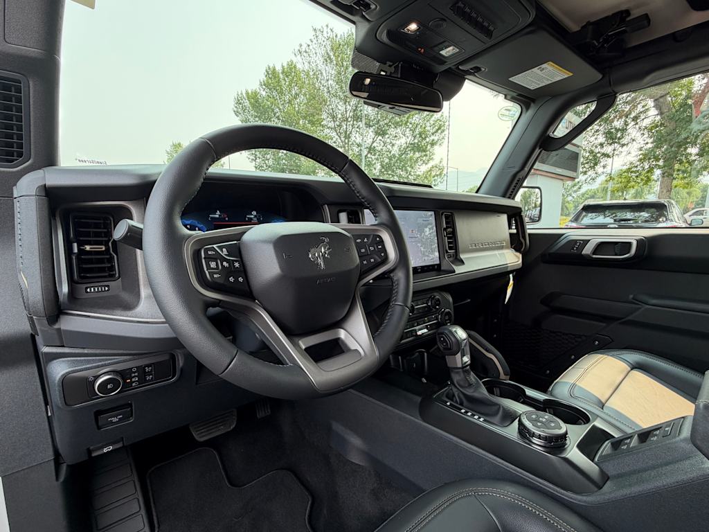 Thumbnail: 2026 Ford Bronco - 2
