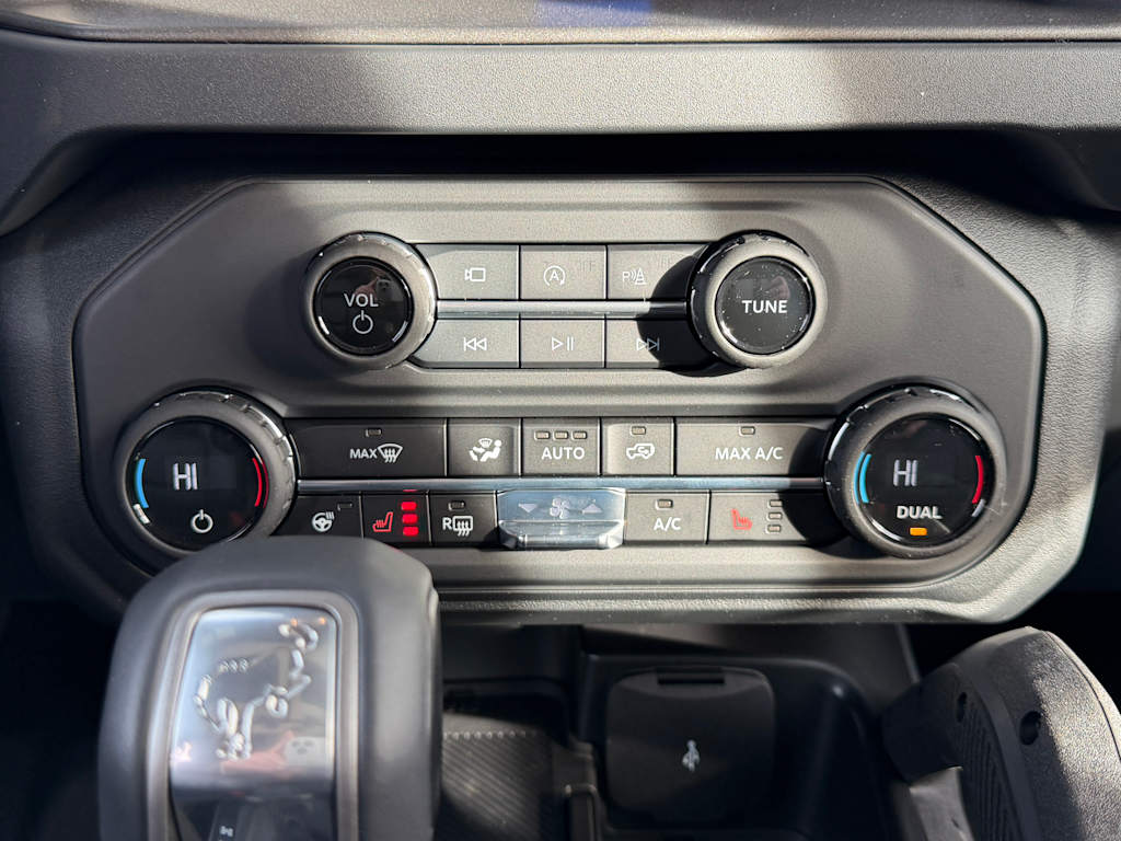 Thumbnail: 2025 Ford Bronco - 22