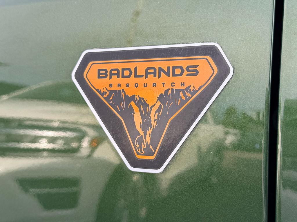 Thumbnail: 2025 Ford Bronco - 17