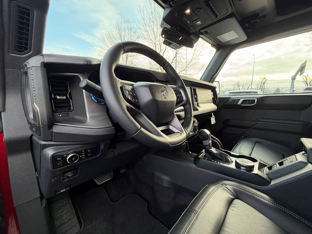 Thumbnail: 2025 Ford Bronco - 2