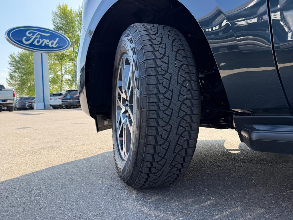 Thumbnail: 2025 Ford Expedition MAX - 10