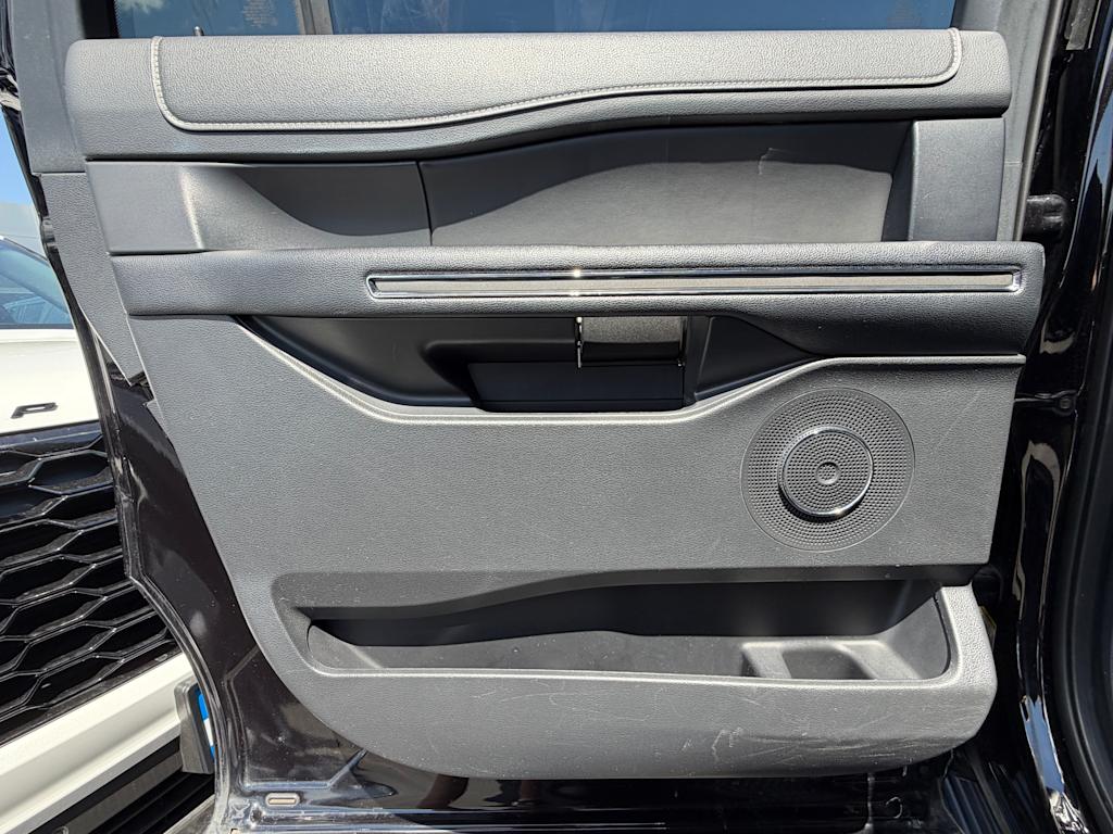 Thumbnail: 2024 Ford Expedition MAX - 28