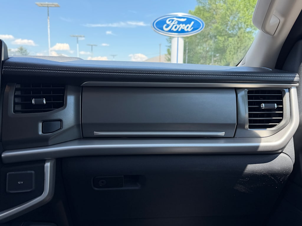 Thumbnail: 2024 Ford Expedition MAX - 26