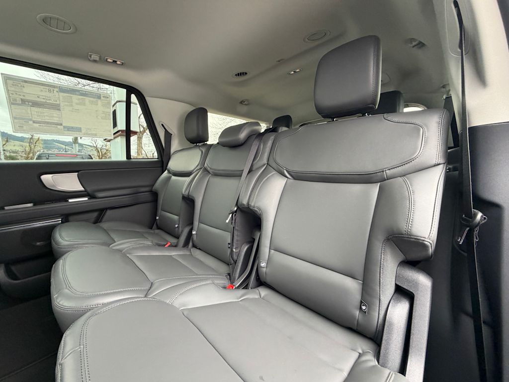 Thumbnail: 2026 Ford Expedition MAX - 28
