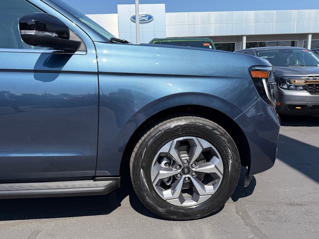 Thumbnail: 2027 Ford Expedition MAX - 6