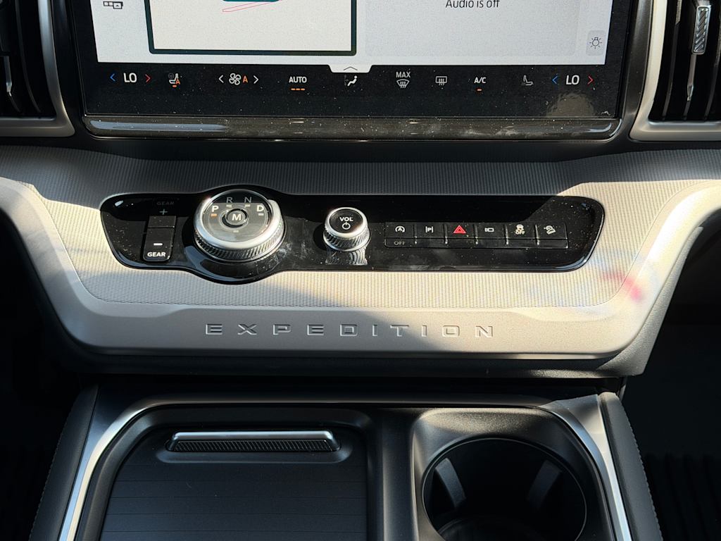 Thumbnail: 2027 Ford Expedition MAX - 20