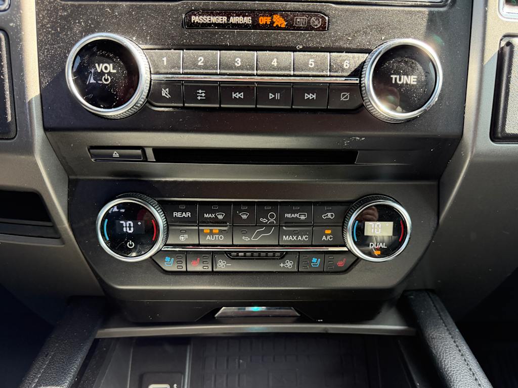 Thumbnail: 2018 Ford Expedition MAX - 21