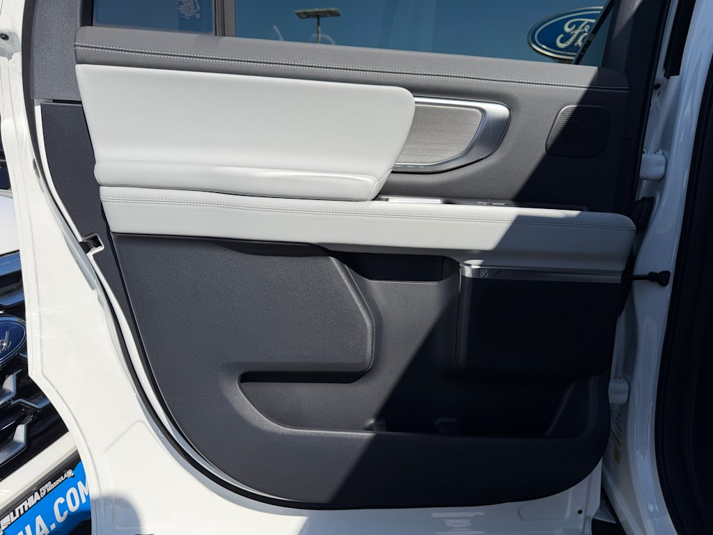 Thumbnail: 2027 Ford Expedition MAX - 25