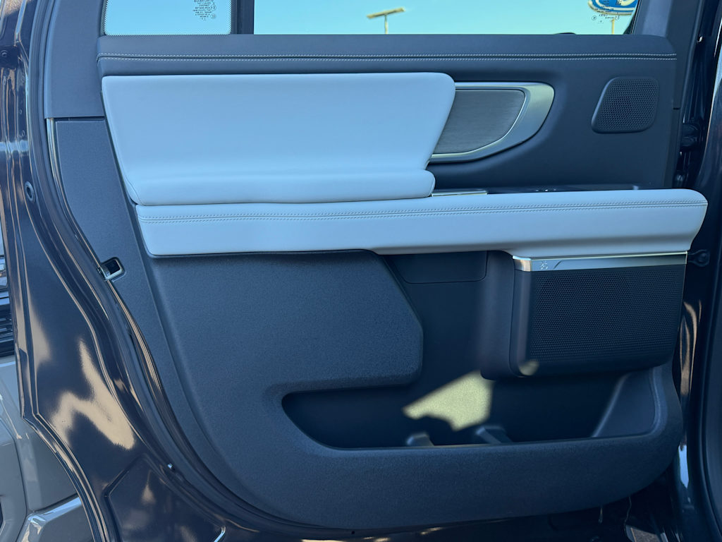 Thumbnail: 2026 Ford Expedition MAX - 27