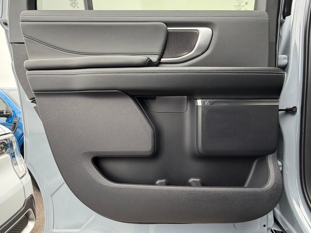 Thumbnail: 2026 Ford Expedition MAX - 25