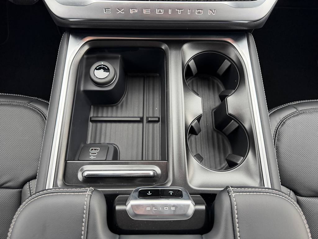 Thumbnail: 2026 Ford Expedition MAX - 22