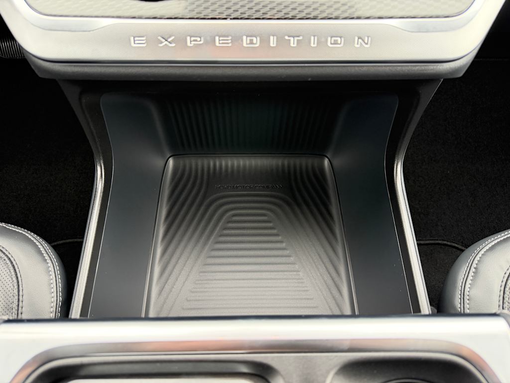 Thumbnail: 2026 Ford Expedition MAX - 24