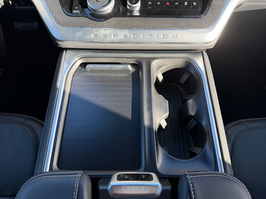 Thumbnail: 2026 Ford Expedition MAX - 14