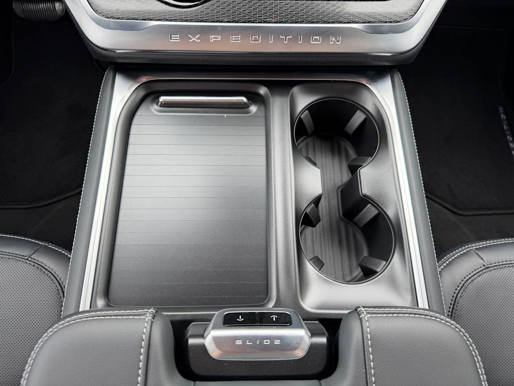 Thumbnail: 2027 Ford Expedition MAX - 13