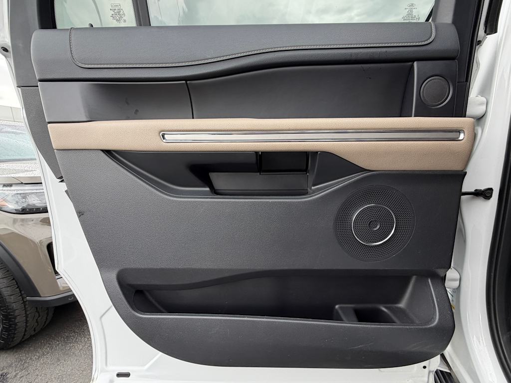 Thumbnail: 2024 Ford Expedition MAX - 31