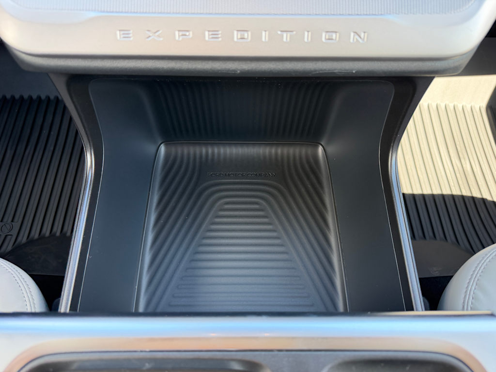 Thumbnail: 2026 Ford Expedition - 23