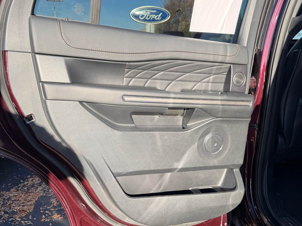 Thumbnail: 2023 Ford Expedition - 25