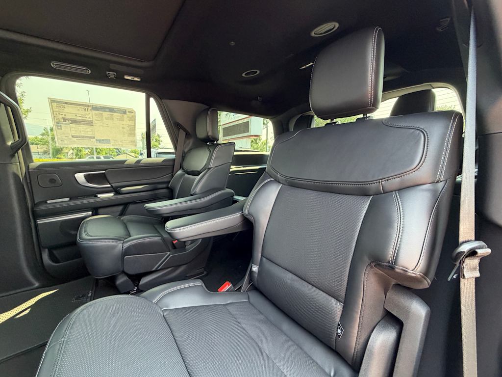 Thumbnail: 2027 Ford Expedition - 10