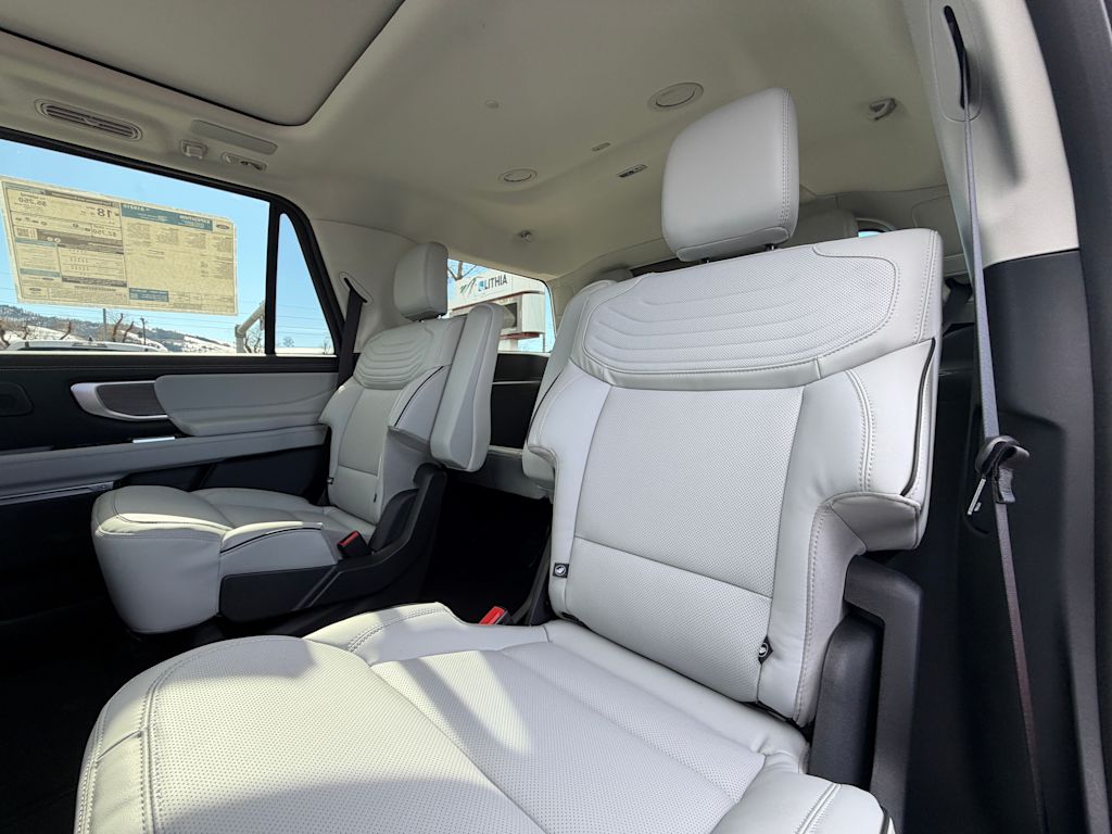 Thumbnail: 2026 Ford Expedition - 10