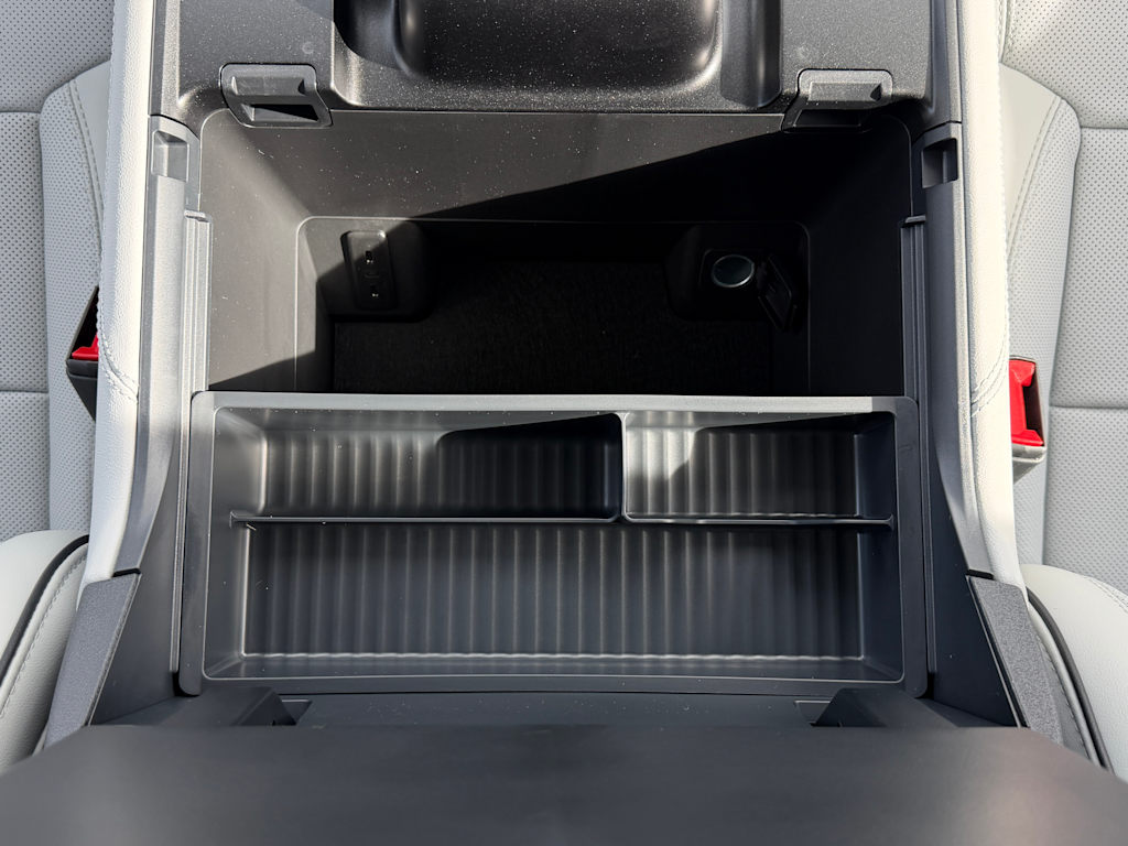 Thumbnail: 2026 Ford Expedition - 15