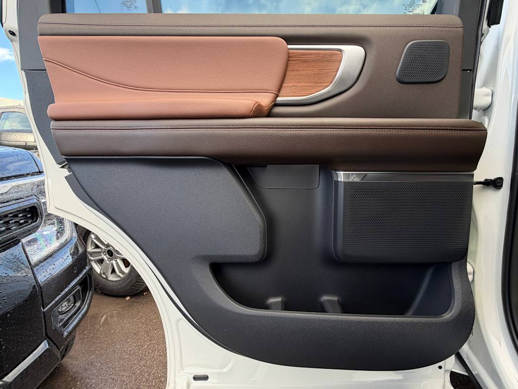 Thumbnail: 2026 Ford Expedition - 27