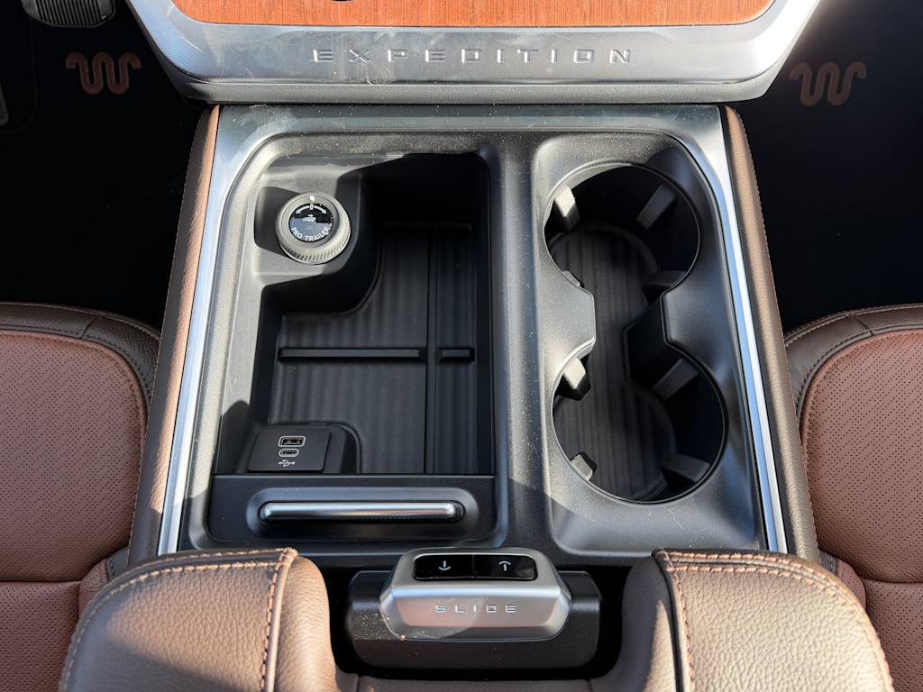 Thumbnail: 2026 Ford Expedition - 22