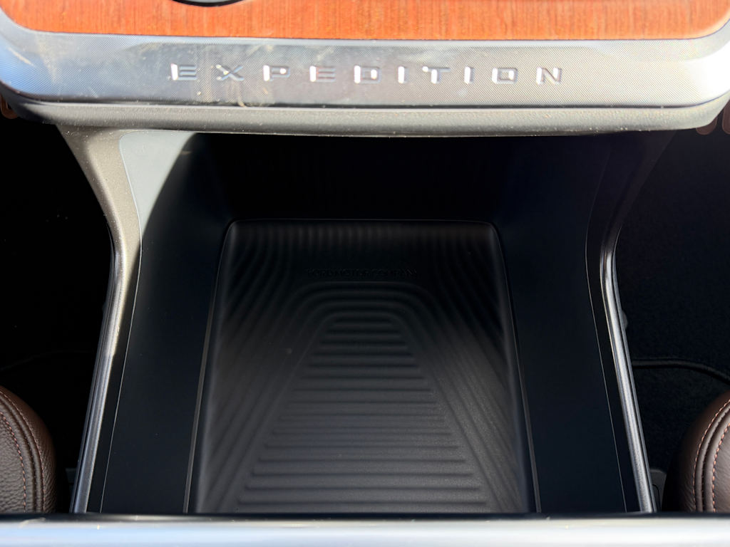 Thumbnail: 2026 Ford Expedition - 24