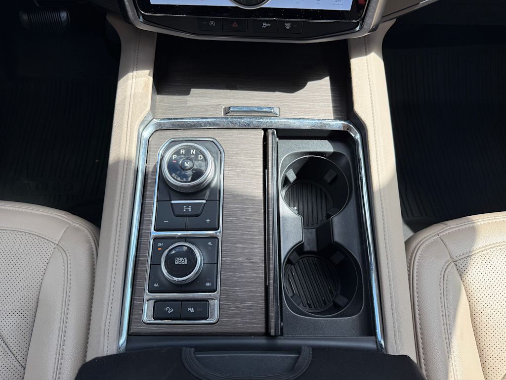 Thumbnail: 2024 Ford Expedition - 23