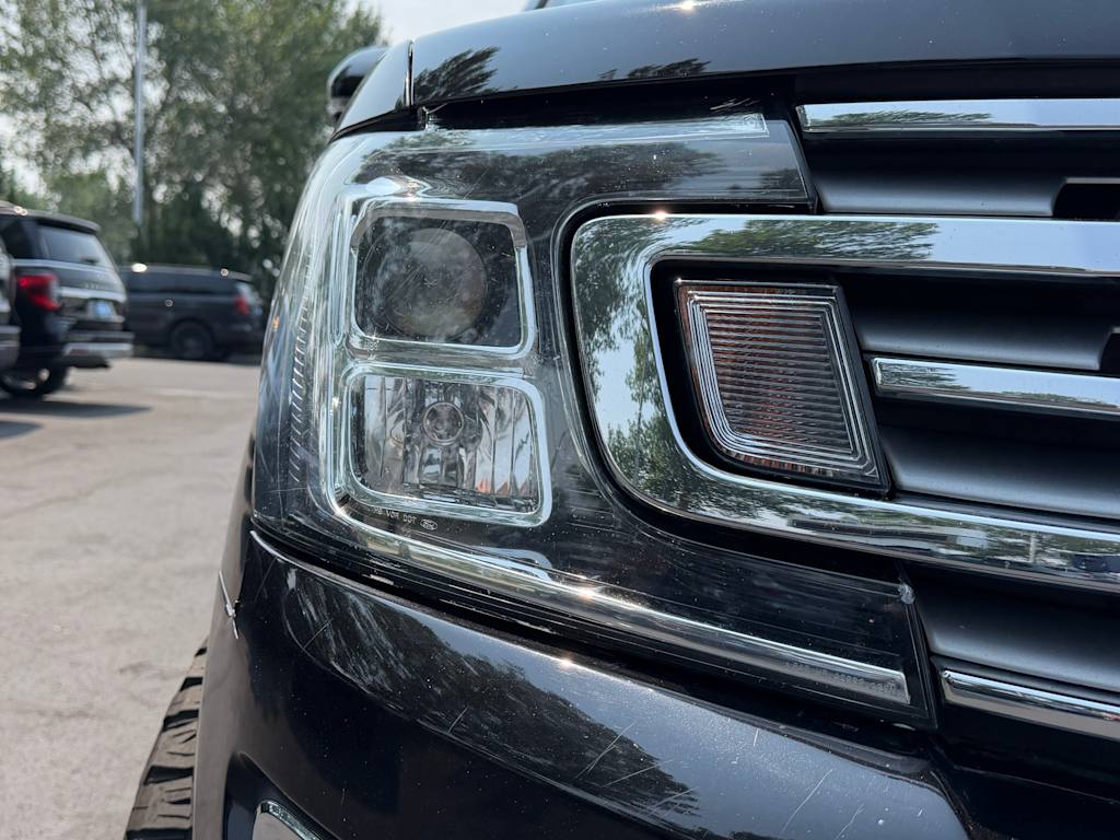 Thumbnail: 2019 Ford Expedition - 16