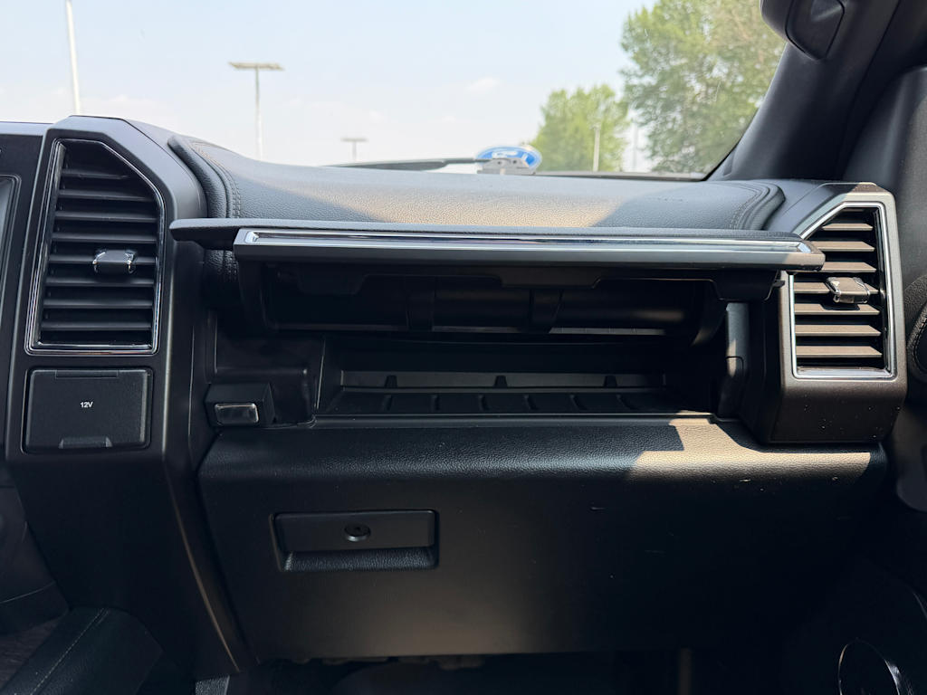 Thumbnail: 2019 Ford Expedition - 28